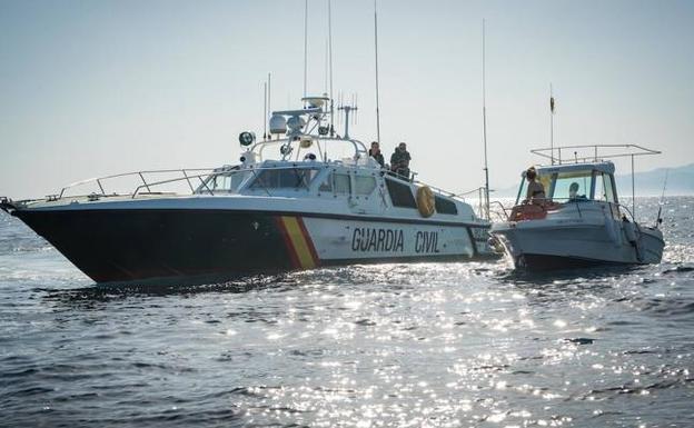 El aumento de barcos y motos náuticas dispara las multas por circular en el mar