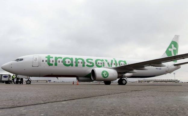 Aterriza en Almería un avión por una emergencia médica de un pasajero que ha fallecido