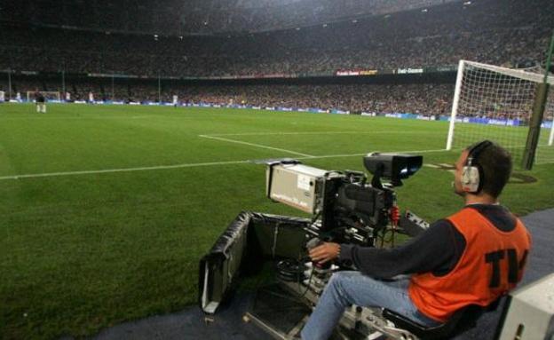 ¿Dónde puedes ver el fútbol en televisión esta temporada?