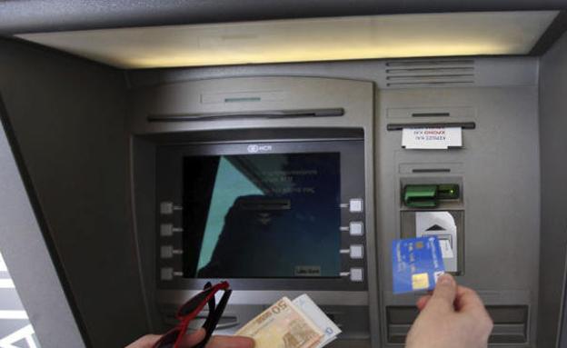 Los 5 métodos más comunes para robar en los cajeros