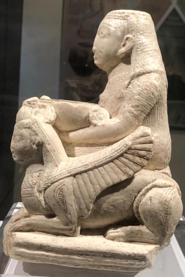 Entre diosas, momios y el papel de los museos