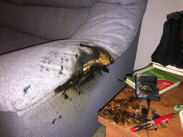 Estalla un móvil y causa un fuego en una casa de Las Gabias mientras la familia dormía