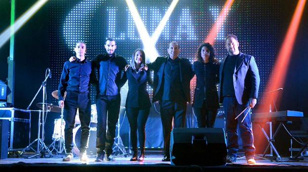 'Luna y clavel', un recuerdo a Carlos Cano en Almuñécar y Guadix