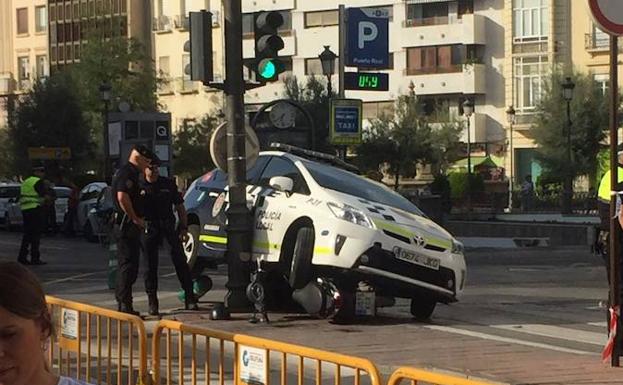 Una persecución en el centro de Granada acaba con dos heridos
