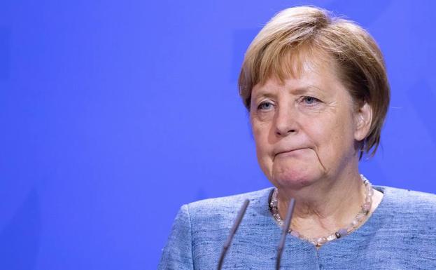 Merkel exhorta a los alemanes a movilizarse contra el «odio»