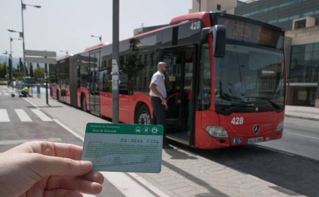 Las líneas universitarias de autobús vuelven a funcionar en Granada ... Las líneas universitarias de autobús vuelven a funcionar en Granada ...