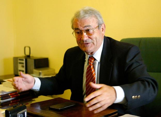 Reyes Ansino se jubila tras 30 años en la Audiencia de Jaén