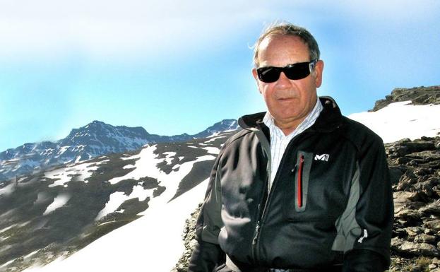 Manuel Titos Martínez, presidente del Consejo de Participación del Espacio Natural de Sierra Nevada