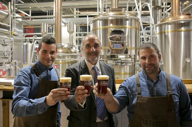 Cruzcampo crea la primera cerveza con cebada de los olivares jienenses