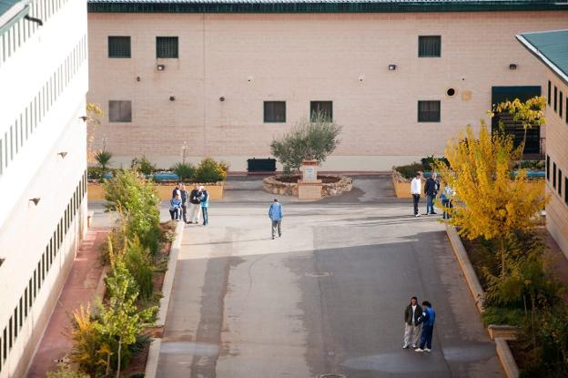 Investigado un preso yihadista de la cárcel de Albolote por tratar de radicalizar a reos