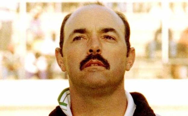 El portero de los 'bailes' se confiesa: «Estuve en la guerra. No sé a cuánta gente maté»