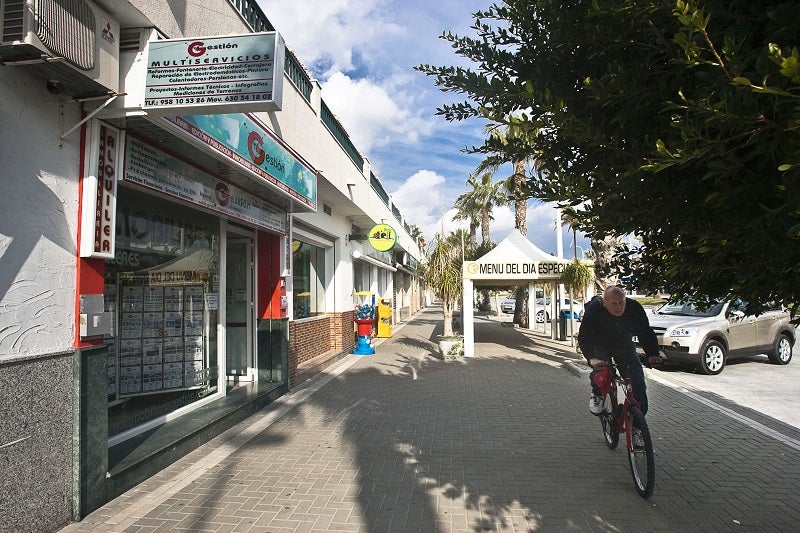 La ONCE reparte 910.000 euros entre 26 vecinos de Salobreña