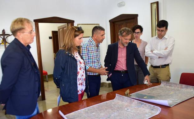 Medio Ambiente destina 6,7 millones a las obras del encauzamiento de la Rambla de Padul