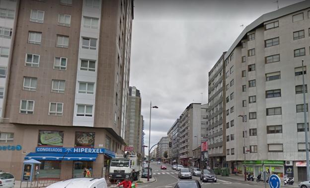 El suceso ha ocurrido sobre las 8 horas en un inmueble de la Avenida de la Florida. /