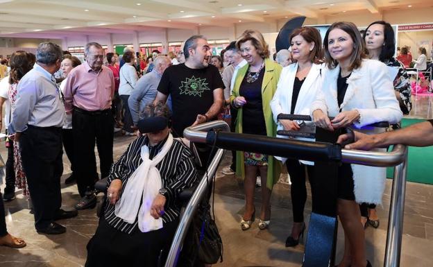 Más de 500 personas de los 17 centros de participación activa de la provincia de Jaén asisten a la II Feria del Mayor