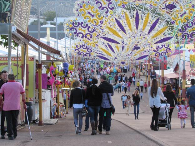 La asociación de caseteros se rebela contra la «marginación» municipal del Ferial