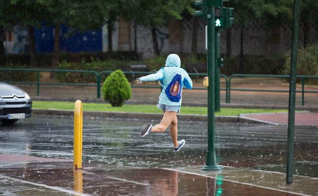Cambio del tiempo en Granada para el domingo: desplome de las temperaturas y probabilidades de lluvia
