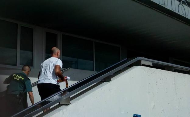 Un amigo íntimo del guardia civil fallecido: «Éramos como hermanos»