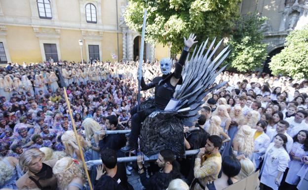 Daenerys Targaryen y Jon Nieve celebran San Lucas en Granada