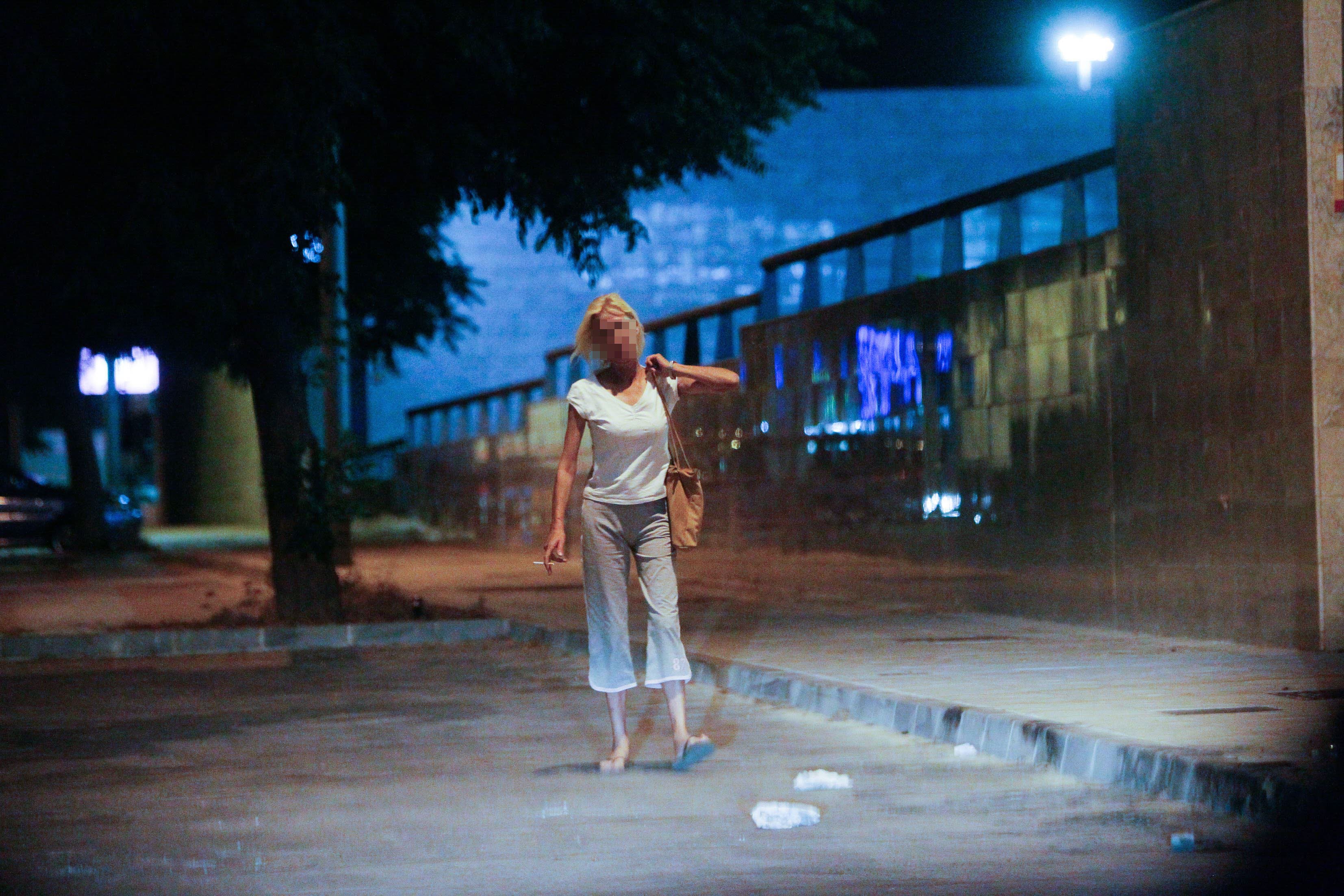 «No vienes a cuidar un señor, vienes a prostituirte»