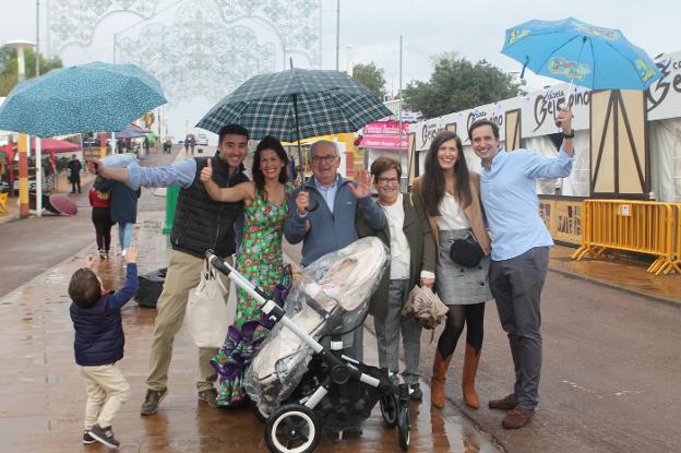 Los feriantes se resisten a despedirse