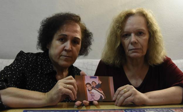 «Mi hijo fue a Islandia a buscarse la vida y su cadáver acabó recibiendo un trato inhumano»