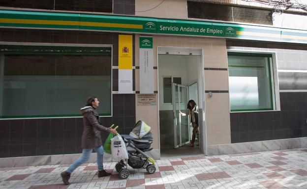 El paro sube en Almería en 11.000 personas en el tercer trimestre