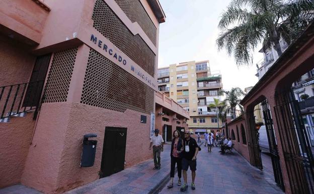 Las seis «mentiras» sobre el mercado de Almuñécar y una fecha para su demolición