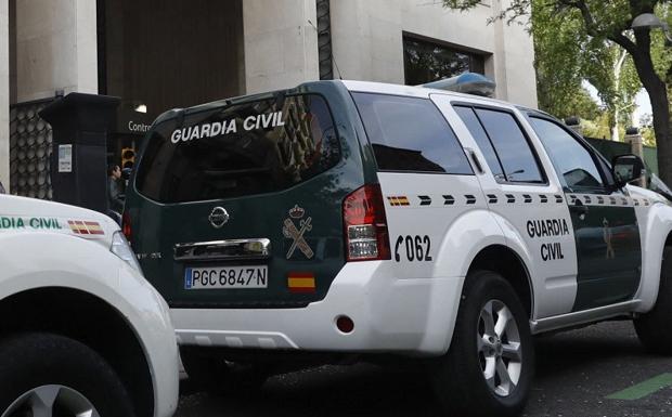 Arrestada por sustraer varias joyas de oro a la mujer que cuidaba en Jaén