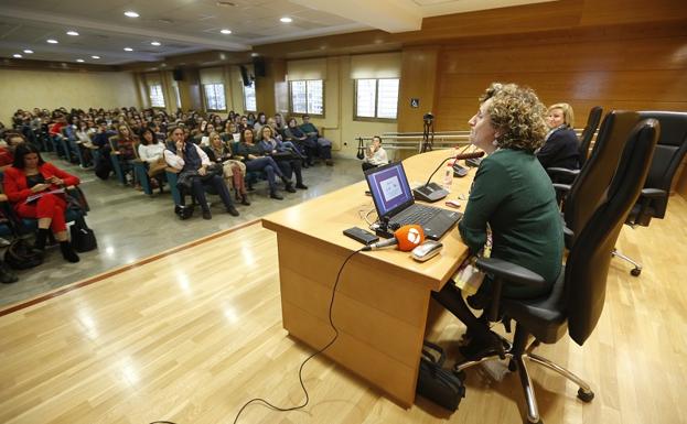 Francesco Arcuri eleva una queja a la Universidad de Granada por unas jornadas sobre el caso de Juana Rivas