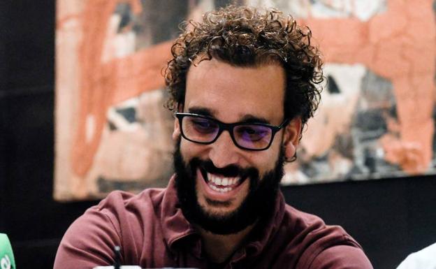 El juzgado procesa al doctor Candel por supuestas injurias y calumnias a Susana Díaz