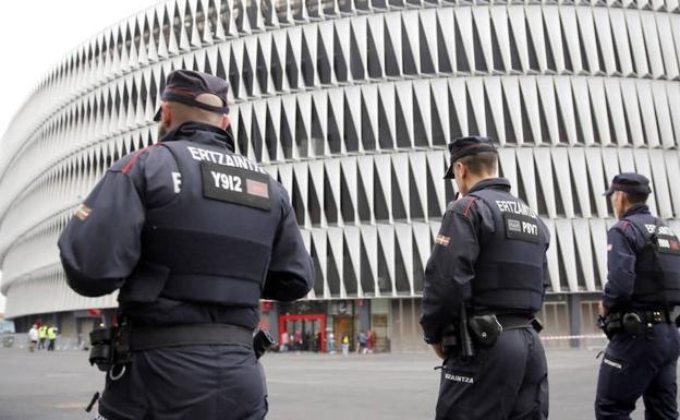 Un menor graba a su acosador con su móvil y consigue probar los hechos ante la Policía