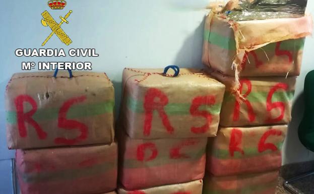 Un detenido con 350 kilos de hachís en la Autovía de Andalucía