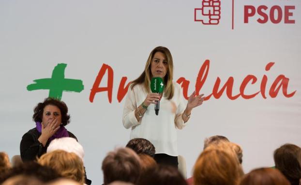 Susana Díaz acusa en Granada al PP «asilvestrado» de «blanquear» a la extrema derecha