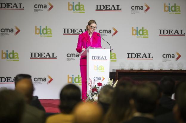 Ocho historias de superhéroes