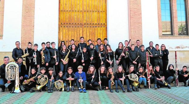 Una joven banda con tres directores