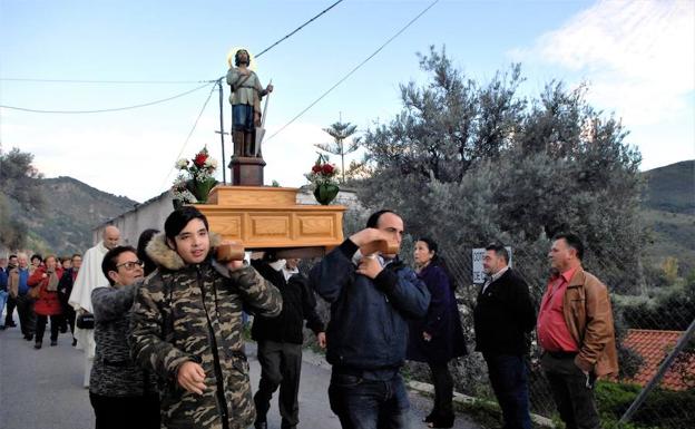 La aldea de Tíjola celebra en plena naturaleza sus fiestas patronales en honor a Santo Corvero