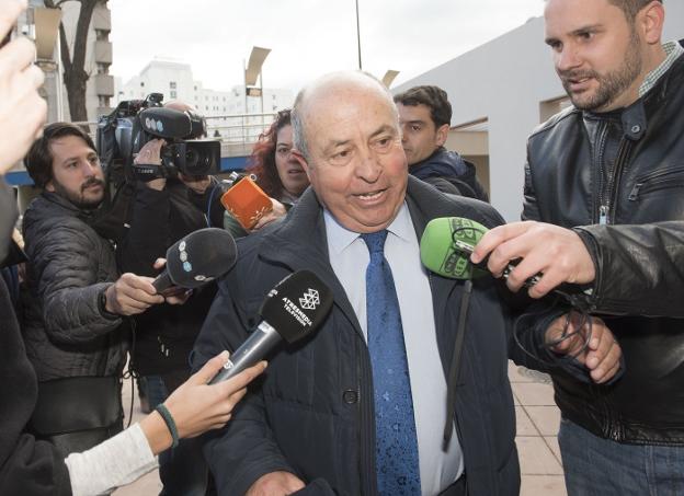 Los 17 acusados del 'caso Serrallo' aportan pisos para cubrir la fianza de dos millones