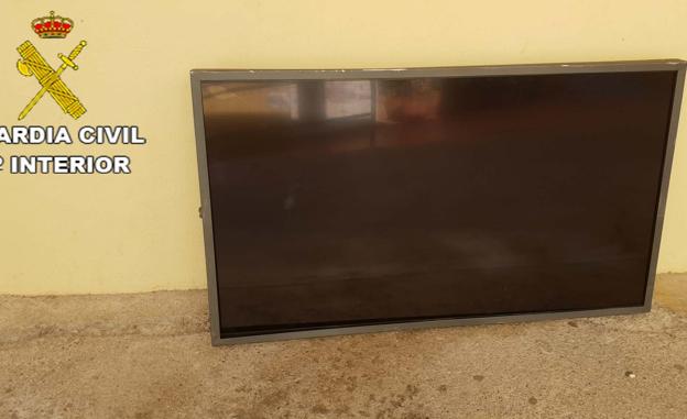 Detenido un joven por un presunto robo con fuerza en un bar de Gójar