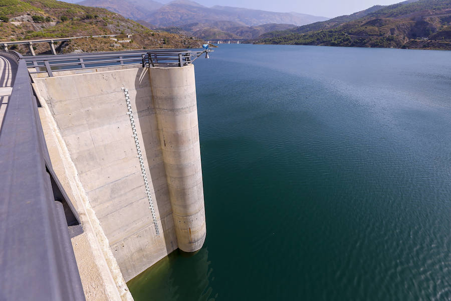 Los regantes, a la espera de un nuevo informe sobre las canalizaciones de Rules