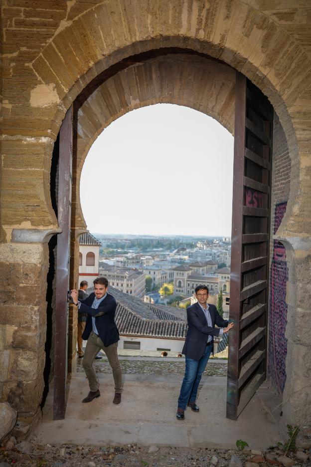 Un inédito paseo por el interior de las murallas del Albaicín de Granada