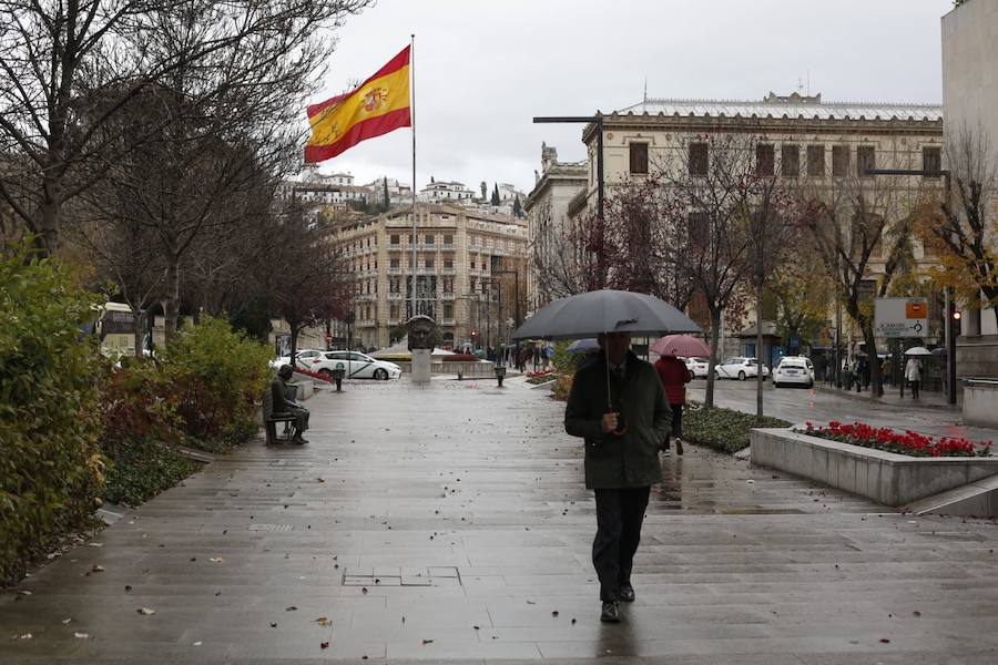 Lluvia y viento en Granada