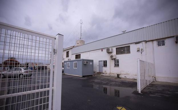 El Defensor del Pueblo insiste en que el centro de inmigrantes de Motril tiene que cerrar