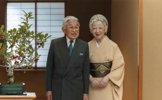 El emperador de Japón se despide enfatizando la paz