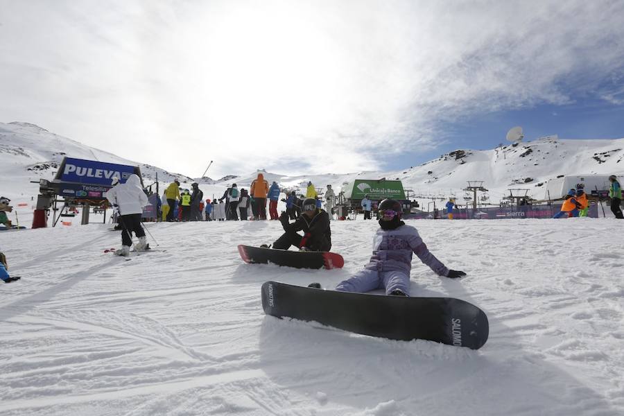 Sierra Nevada se llena para comenzar la Navidad