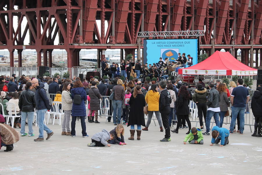 Los padres del niño Gabriel devuelven a los almerienses todo el cariño recibido en estos meses