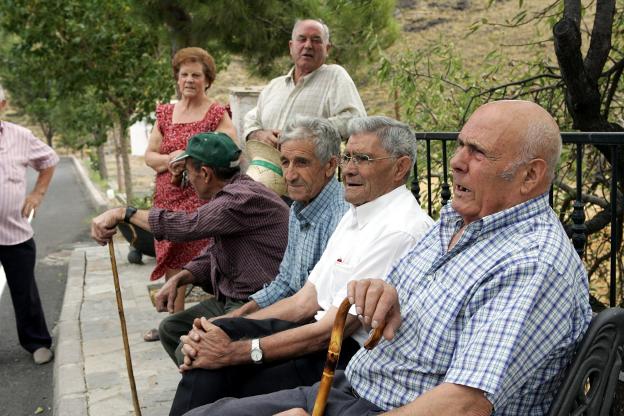 La población de la provincia crece mientras que más de 60 pueblos pierden vecinos