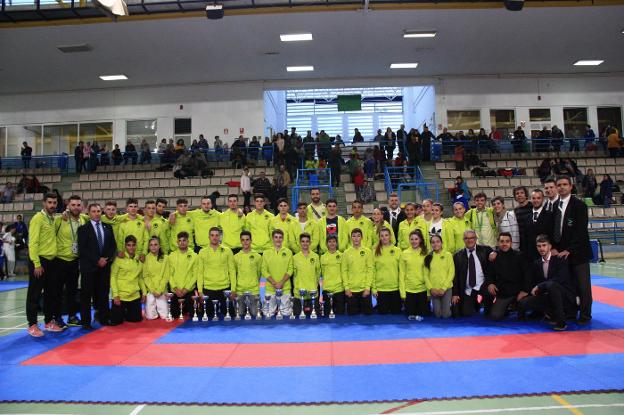 La delegación granadina obtiene 24 medallas en el Andaluz