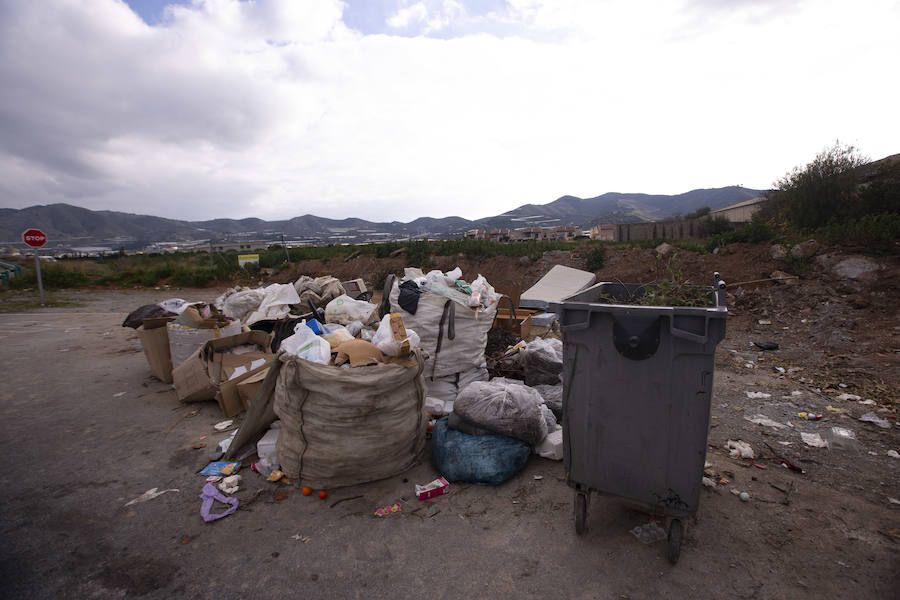 La empresa FCC reforzará la recogida de basura en los 1.800 cortijos de Motril desde el día 21