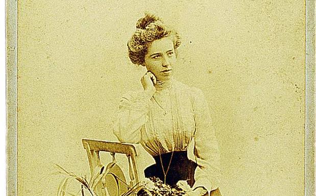 María Prieto, posible amor de juventud de Falla